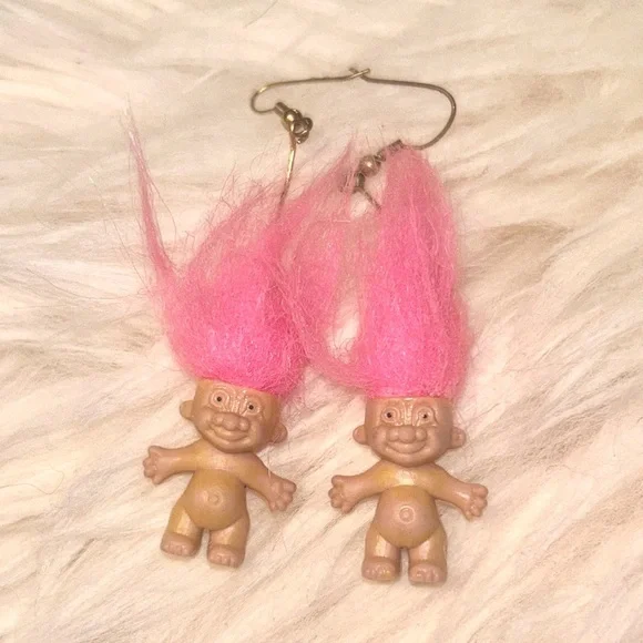 90โs vintage pink hair troll kitschy doll earrings - Picture 1 of 3